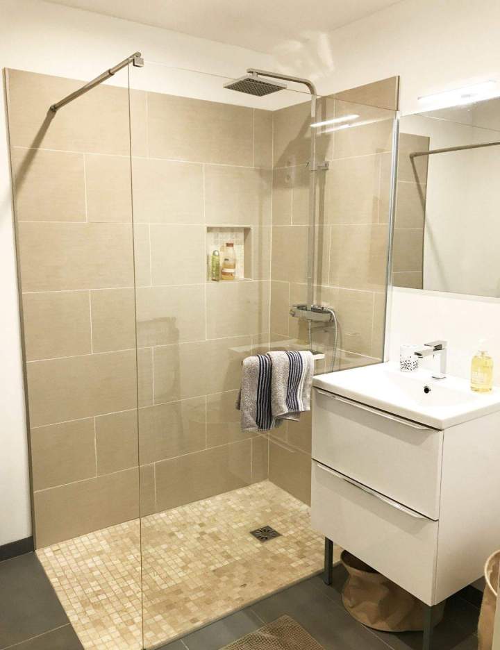 Salle de bains rénovée Tour
